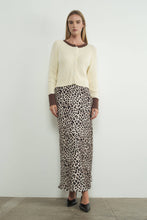 Load image into Gallery viewer, Leopard Satin Effect Skirt