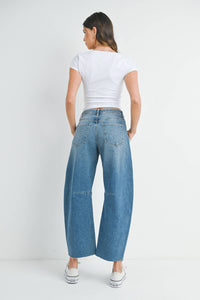 Barrel Jean with Precision Seams