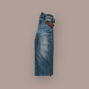 HI- Rise On the Rise Jeans