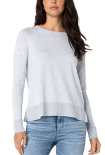 Load image into Gallery viewer, Raglan Sweater