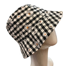 Load image into Gallery viewer, Daisy Print Gingham Bucket Hat