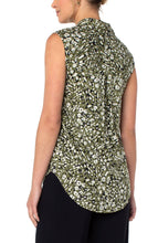 Load image into Gallery viewer, Sleeveless Button Front Shirt W/ Inverted Placket